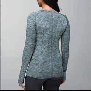 Lululemon Athletica Run Swiftly Tech Long Sleeve Sweat Shirt Size 4